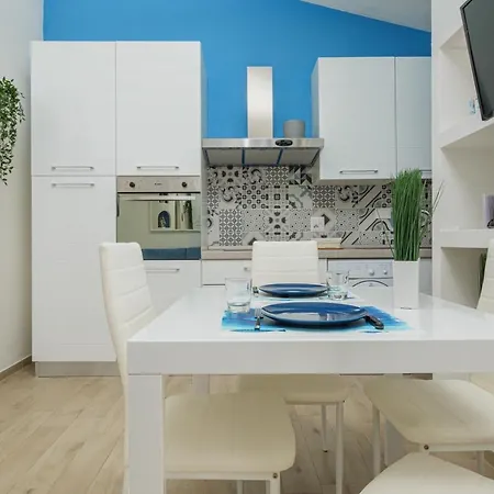 Casa Giallo קניגיונה